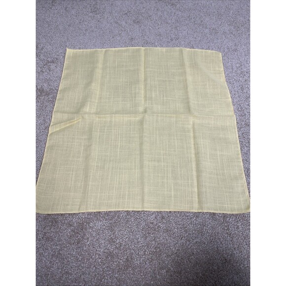 Set Of 4 Vintage Fine Linen Blend Dinner Napkins Yellow 16" Square Rolled Hem - Picture 3 of 3